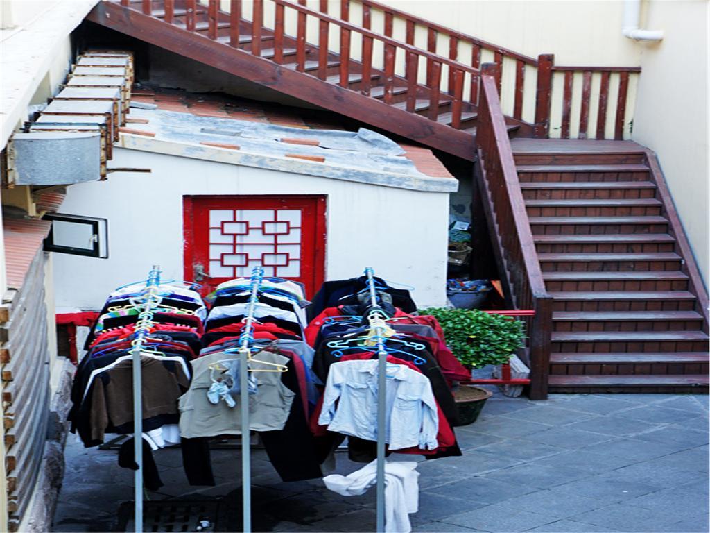Wheat Youth Hostel Qingdao Exterior foto